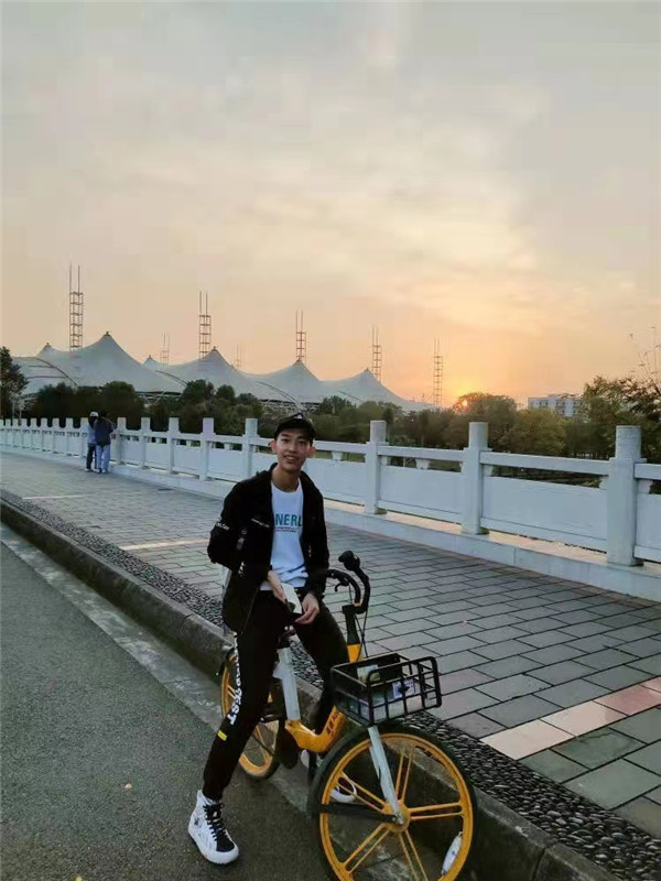 张晨旸.jpg