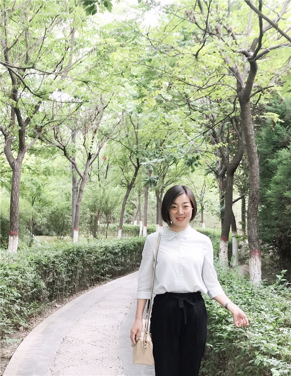 李燕芳.jpg