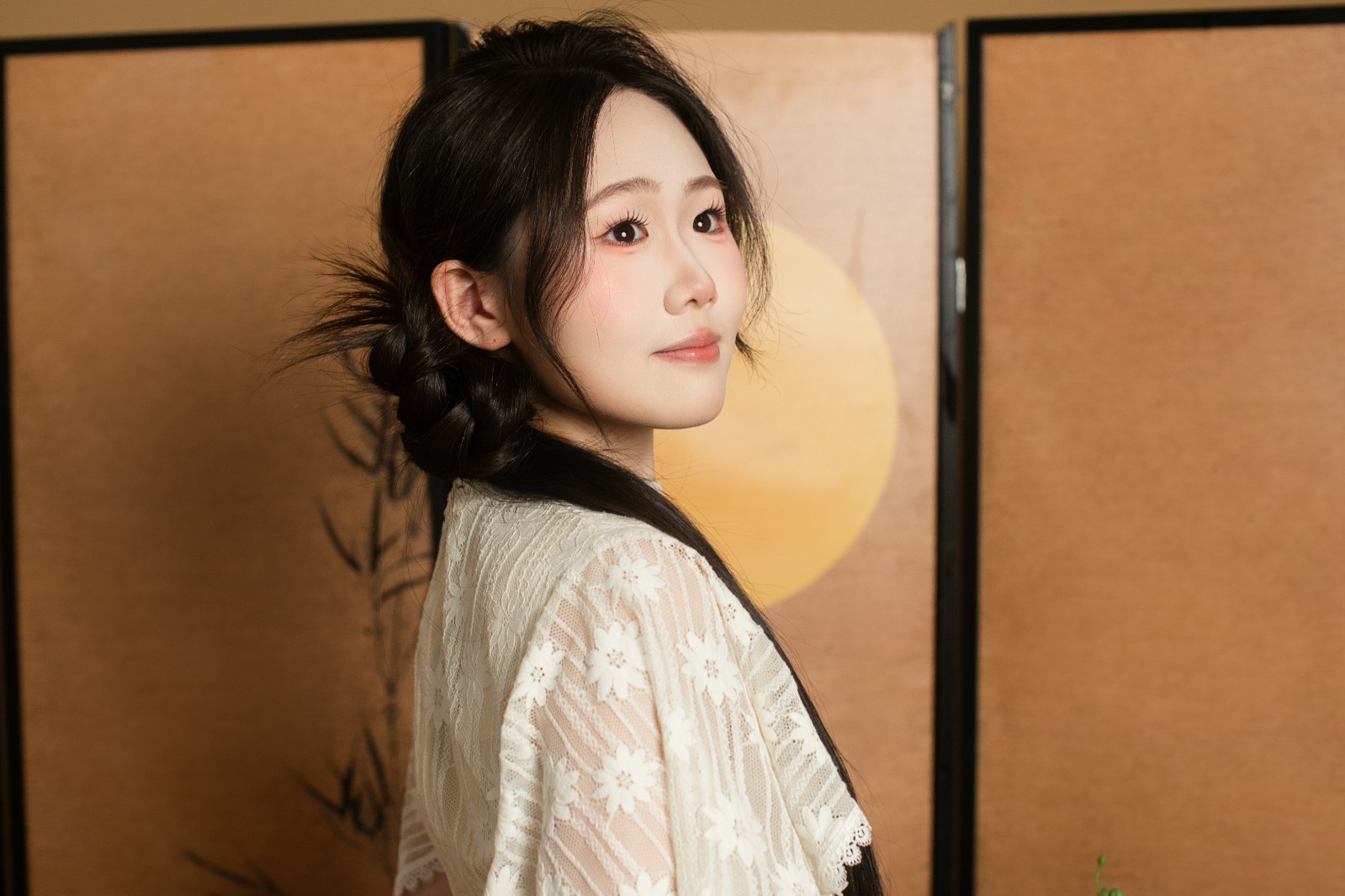 刘馨玉 人大 照片1.jpg